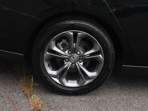 Used 2023 Honda Accord EX image 9