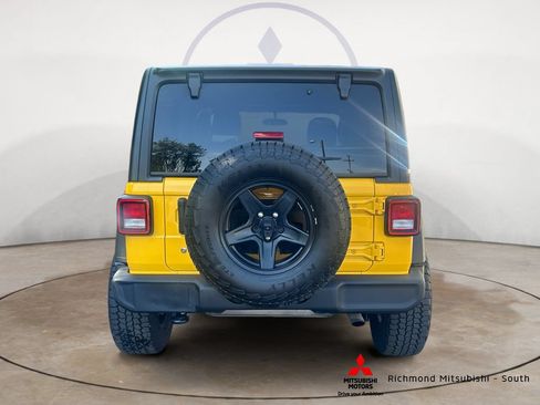 Used 2019 Jeep Wrangler Unlimited Sport S AWD/4WD image 4