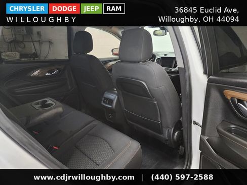 Used 2019 GMC Terrain SLE w/ Driver Convenience Package FWD image 32