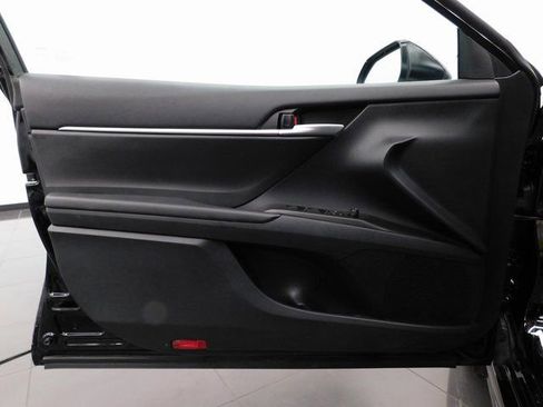 Used 2024 Toyota Camry SE image 22