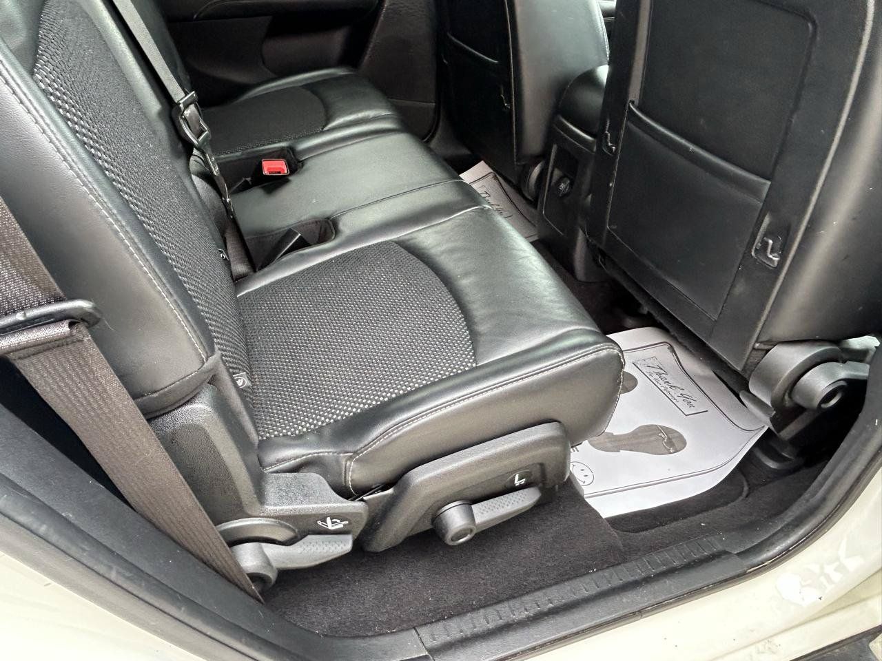 Used 2019 Dodge Journey Crossroad FWD image 11