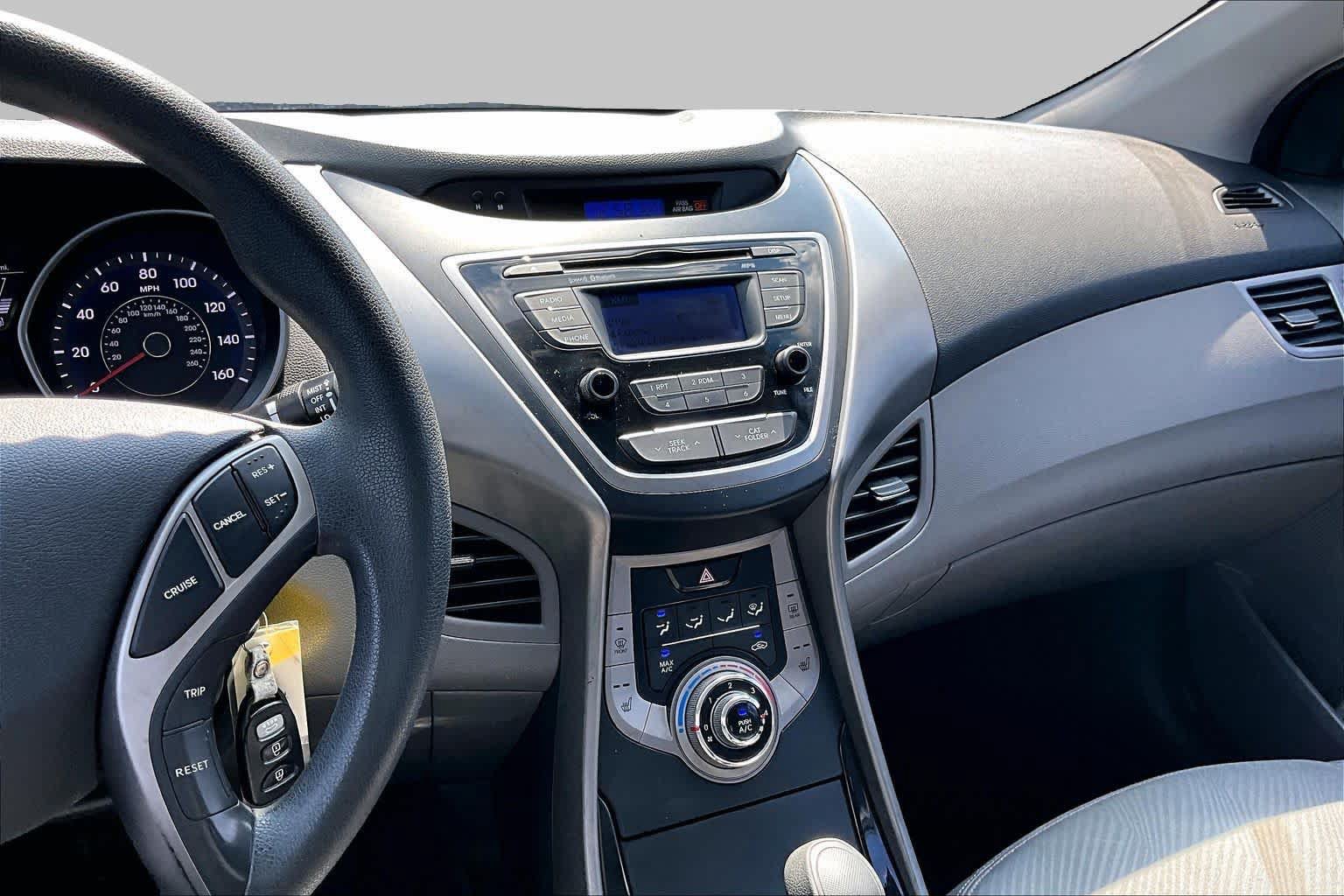 Used 2013 Hyundai Elantra GLS w/ Preferred Pkg FWD image 6