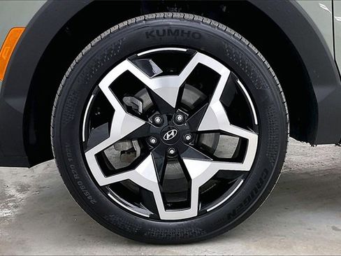 Certified 2024 Hyundai Santa Cruz Limited image 10