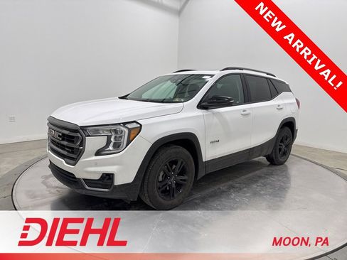 Used 2023 GMC Terrain AT4 w/ Infotainment Package II image 3