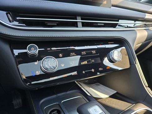 New 2026 INFINITI QX60 Sport w/ Dark Cargo Package image 28