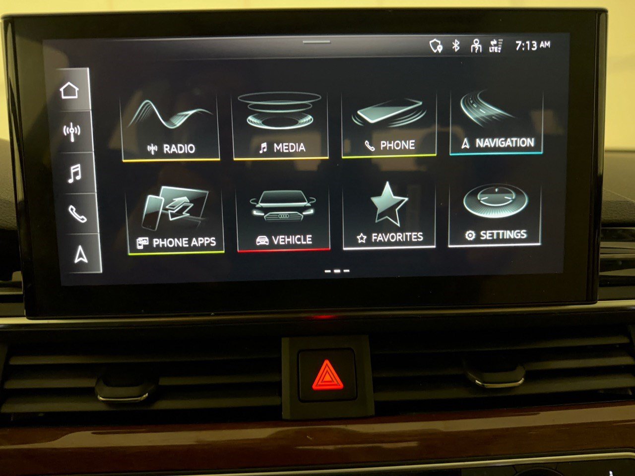 Used 2023 Audi A4 2.0T Premium w/ Convenience Package AWD/4WD image 23