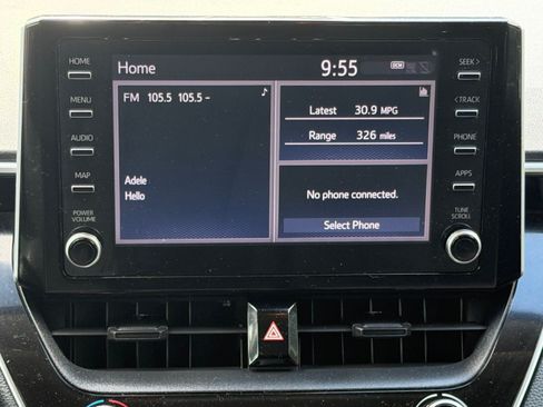 Used 2020 Toyota Corolla LE FWD image 21