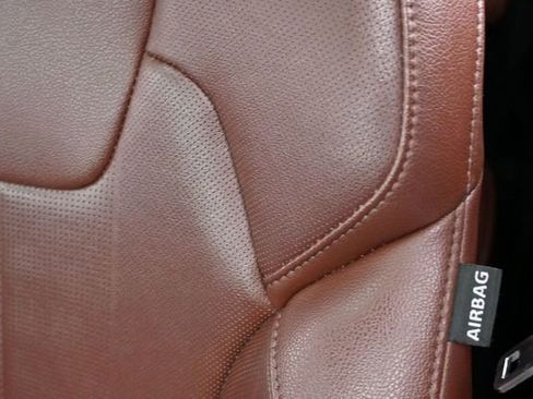 Used 2023 Kia Telluride EX w/ EX Captain's Chair Package FWD image 12
