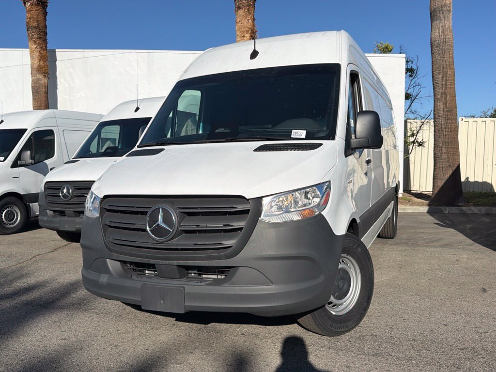 New 2025 Mercedes-Benz eSprinter 170 Cargo image 2