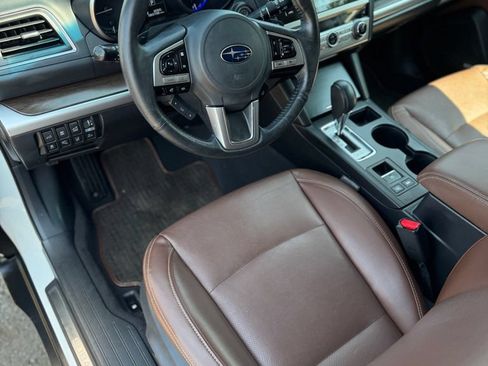 Used 2017 Subaru Outback 2.5i Touring w/ Popular Package #5A AWD/4WD image 28