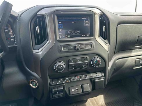 Certified 2024 Chevrolet Silverado 2500 Custom w/ Custom Value Package image 29