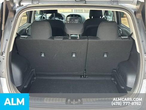 Used 2025 Kia Soul LX w/ LX Technology Package FWD image 21
