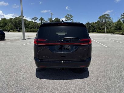 New 2027 Chrysler Pacifica Limited