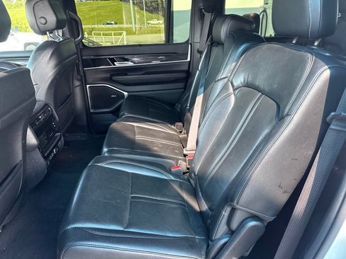 Used 2022 Jeep Wagoneer Series I w/ Convenience Group I AWD/4WD image 13