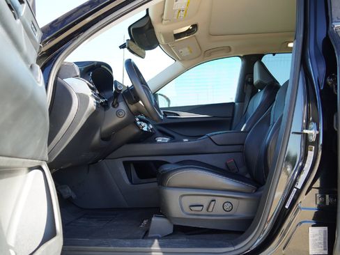 Certified 2023 INFINITI QX60 Luxe w/ Cargo Package image 23