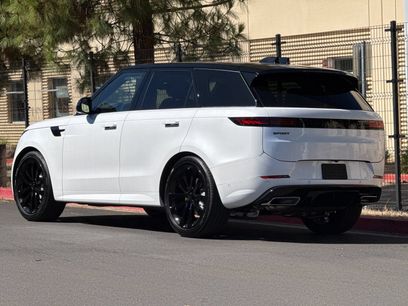 New 2026 Land Rover Range Rover Sport Dynamic SE