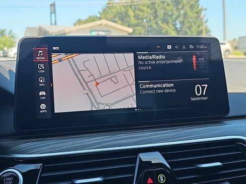 Used 2022 BMW M550i xDrive w/ Dynamic Handling Package AWD/4WD image 6