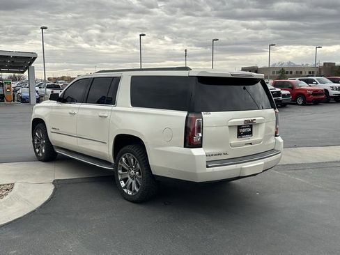 Used 2015 GMC Yukon XL SLT image 27