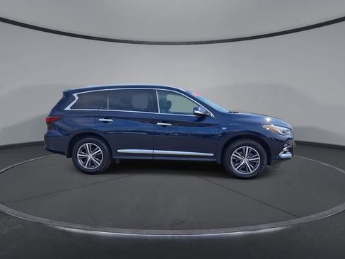 Used 2019 INFINITI QX60 Luxe w/ Essential Package image 9