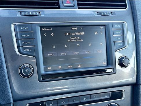 Used 2017 Volkswagen Golf Alltrack S image 14