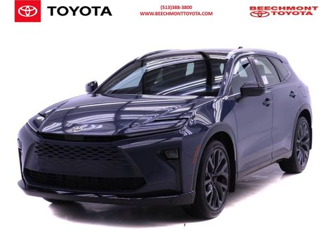 New 2025 Toyota Crown Signia Limited image 1