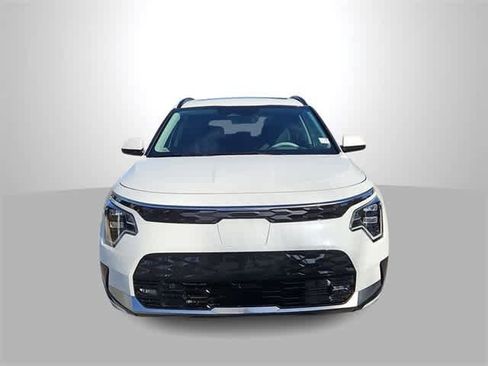 Used 2023 Kia Niro Wave w/ Wave Preserve Package image 3