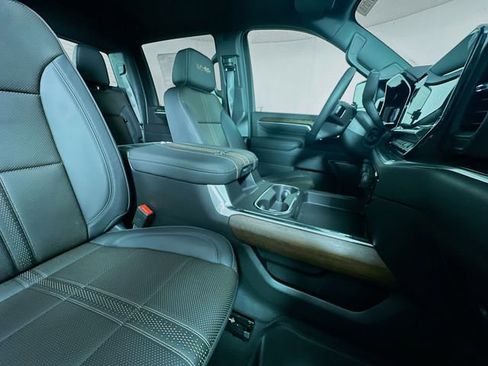 New 2025 Chevrolet Silverado 2500 High Country w/ High Country Premium Package image 29