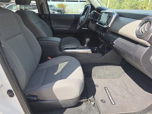 Used 2023 Toyota Tacoma SR5 w/ Technology Package image 14