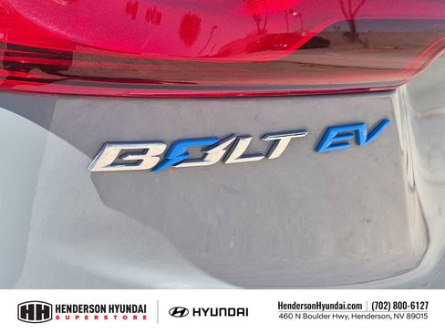 Used 2020 Chevrolet Bolt LT FWD image 12
