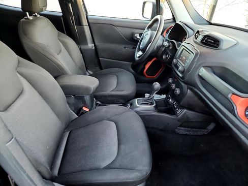 Used 2019 Jeep Renegade Sport image 13