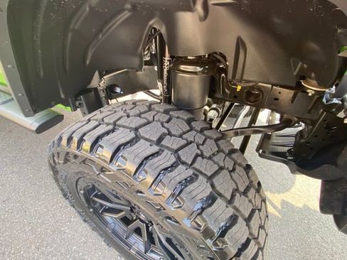 New 2025 Jeep Wrangler Sport S image 20