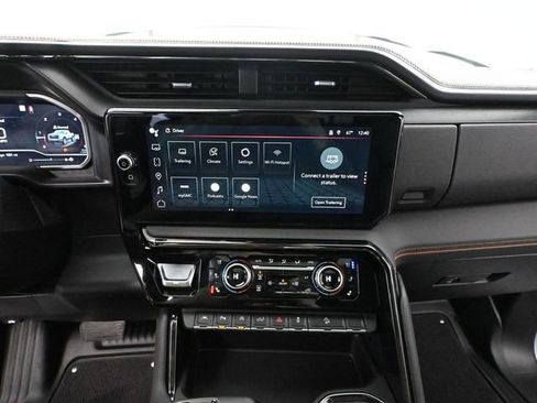 Used 2023 GMC Sierra 1500 AT4 w/ AT4 Preferred Package image 40