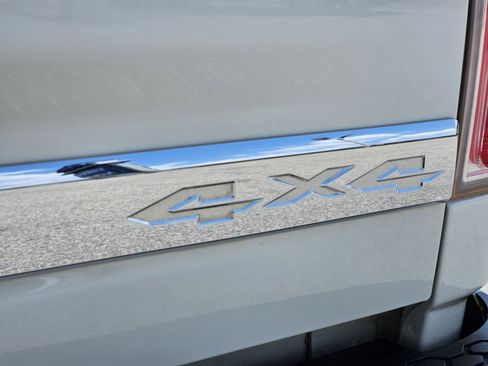 Used 2016 RAM 2500 Limited AWD/4WD image 17