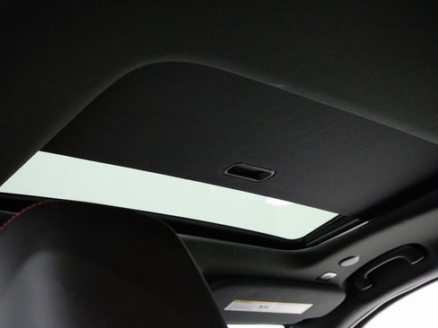 Used 2023 Dodge Durango R/T w/ Tow 'N Go Package image 4