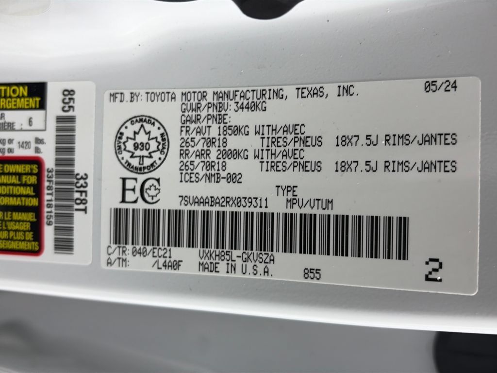Used 2024 Toyota Sequoia TRD Pro AWD/4WD image 9