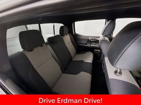 Certified 2021 Toyota Tacoma TRD Off-Road AWD/4WD image 27