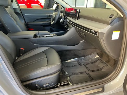 New 2026 Hyundai Sonata Limited image 19