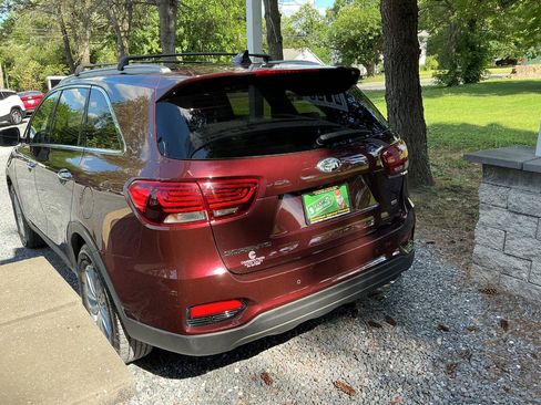 Used 2019 Kia Sorento AWD w/ LX Convenience Package image 3