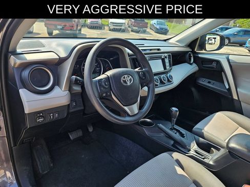 Used 2013 Toyota RAV4 LE AWD/4WD image 16