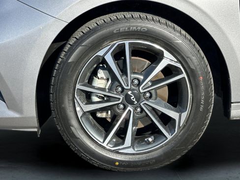 Certified 2024 Kia Forte LXS image 23