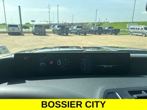 Used 2025 Ford Expedition Max Active RWD image 17