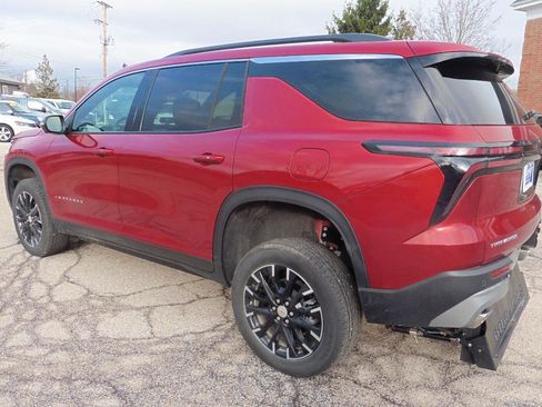 Used 2025 Chevrolet Traverse LT w/ Sun and Wheel Package image 25