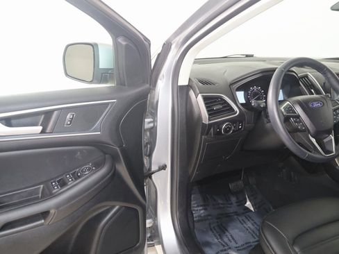 Used 2024 Ford Edge SEL w/ Convenience Package image 43