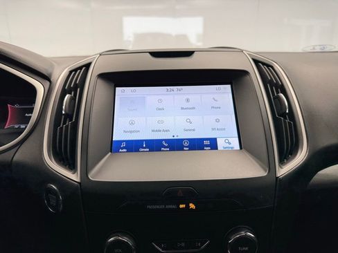 Used 2020 Ford Edge SEL w/ Convenience Package image 30
