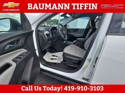 Used 2019 Chevrolet Equinox LS w/ LS Convenience Package image 16