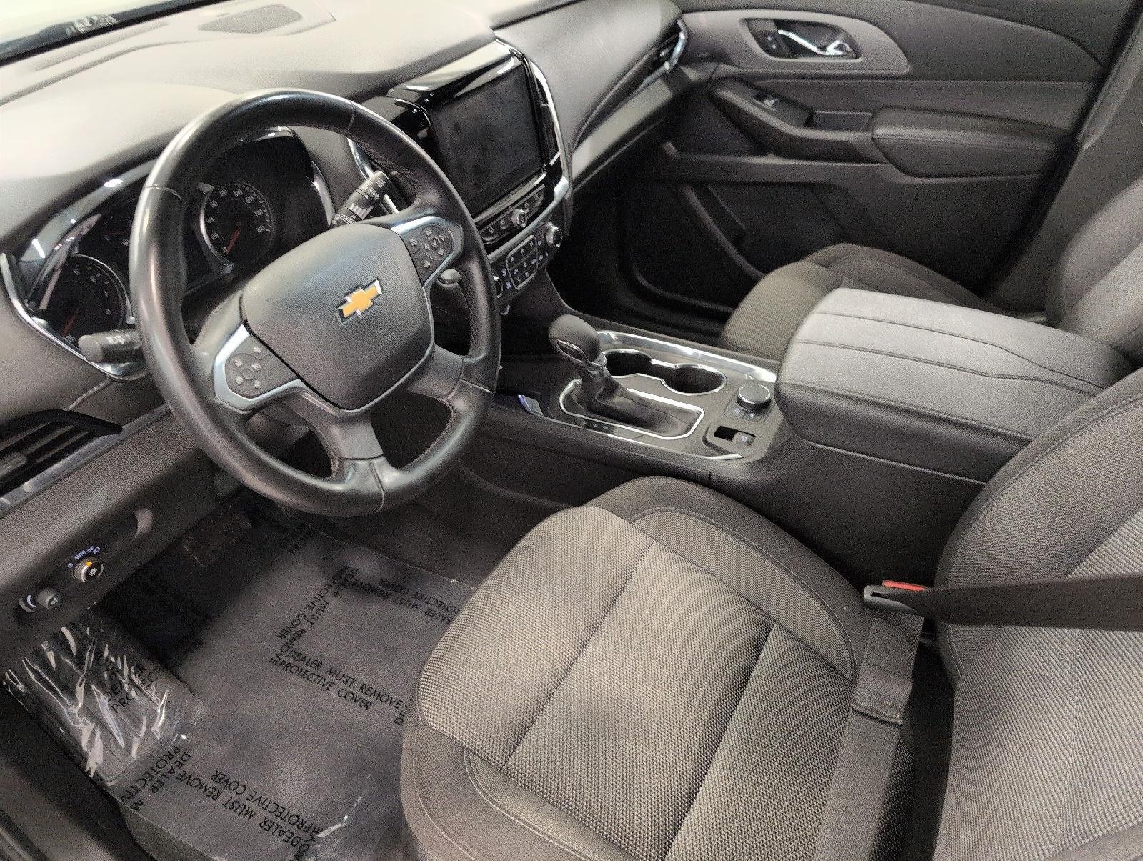 Used 2023 Chevrolet Traverse LT w/ LPO, Floor Liner Package AWD/4WD image 9
