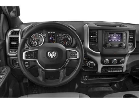 Used 2024 RAM 3500 Tradesman w/ Chrome Appearance Group image 7