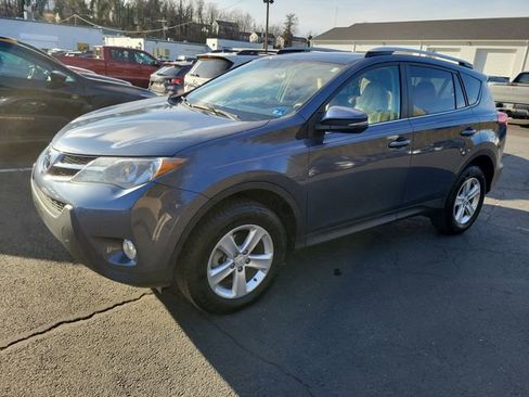 Used 2014 Toyota RAV4 XLE image 3
