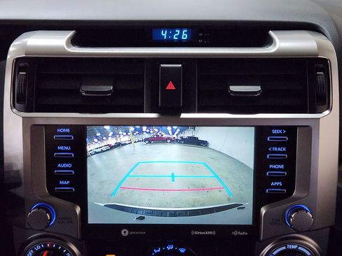 Used 2022 Toyota 4Runner SR5 Premium image 34