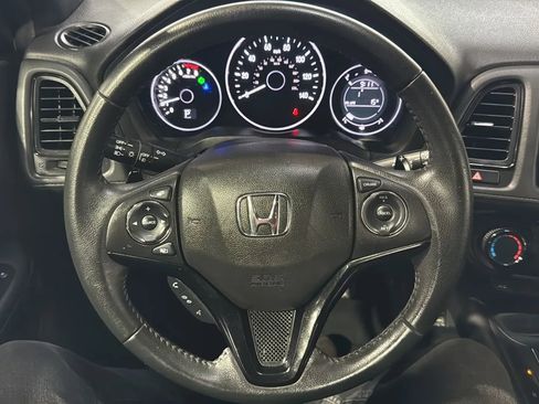 Used 2019 Honda HR-V Sport image 10